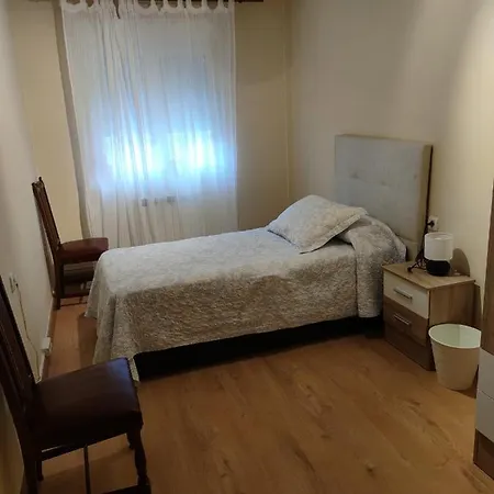 Piso Pumarin Apartment Oviedo Exterior photo